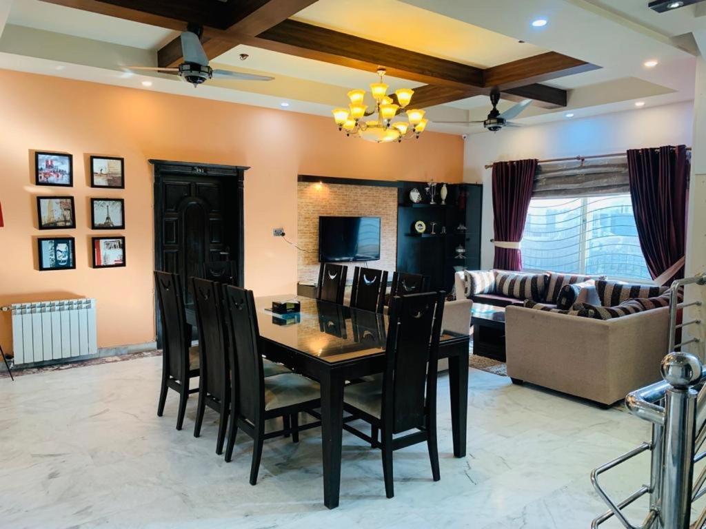 Margalla Hills Residency 伊斯兰堡 外观 照片